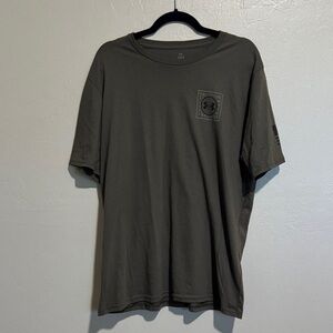 Under Armour Men’s Olive Green Short Sleeve Crew Tee large